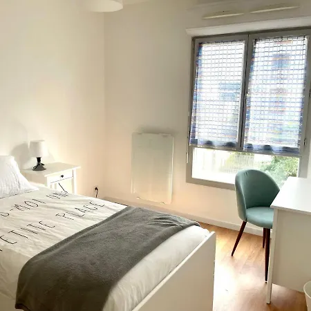 Superbe 3 Pieces Face Gare Tgv / Rer De Massy Apartment Massy  Exterior photo