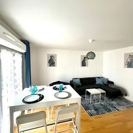Superbe 3 Pieces Face Gare Tgv / Rer De Massy Apartment Massy  Exterior photo